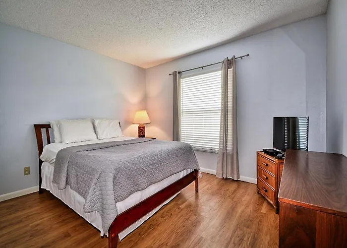Sea Club 43 Charming Community Apartment Clearwater Beach