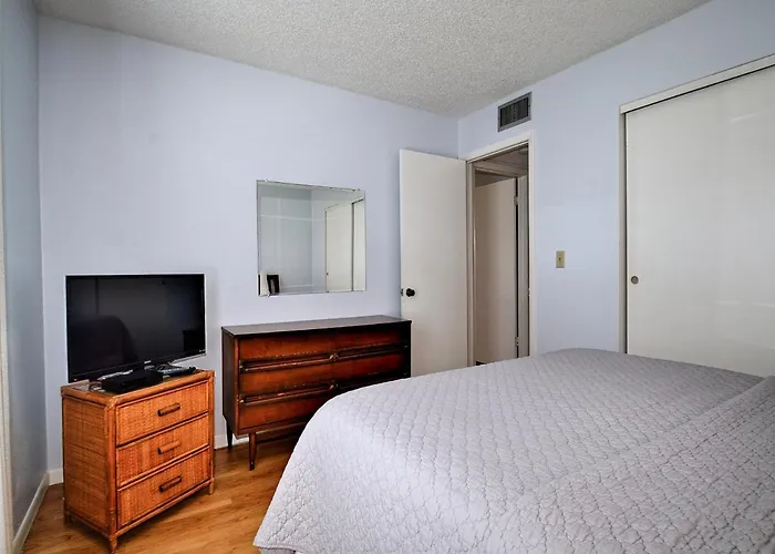 Sea Club 43 Charming Community * Clearwater Beach